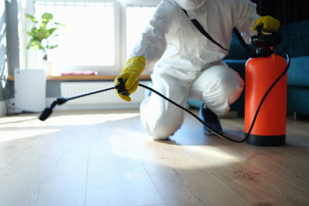 Best Residential Pest Control  in Mccullom Lake, IL